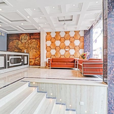 Townhouse Tark Inn New Delhi Exterior photo